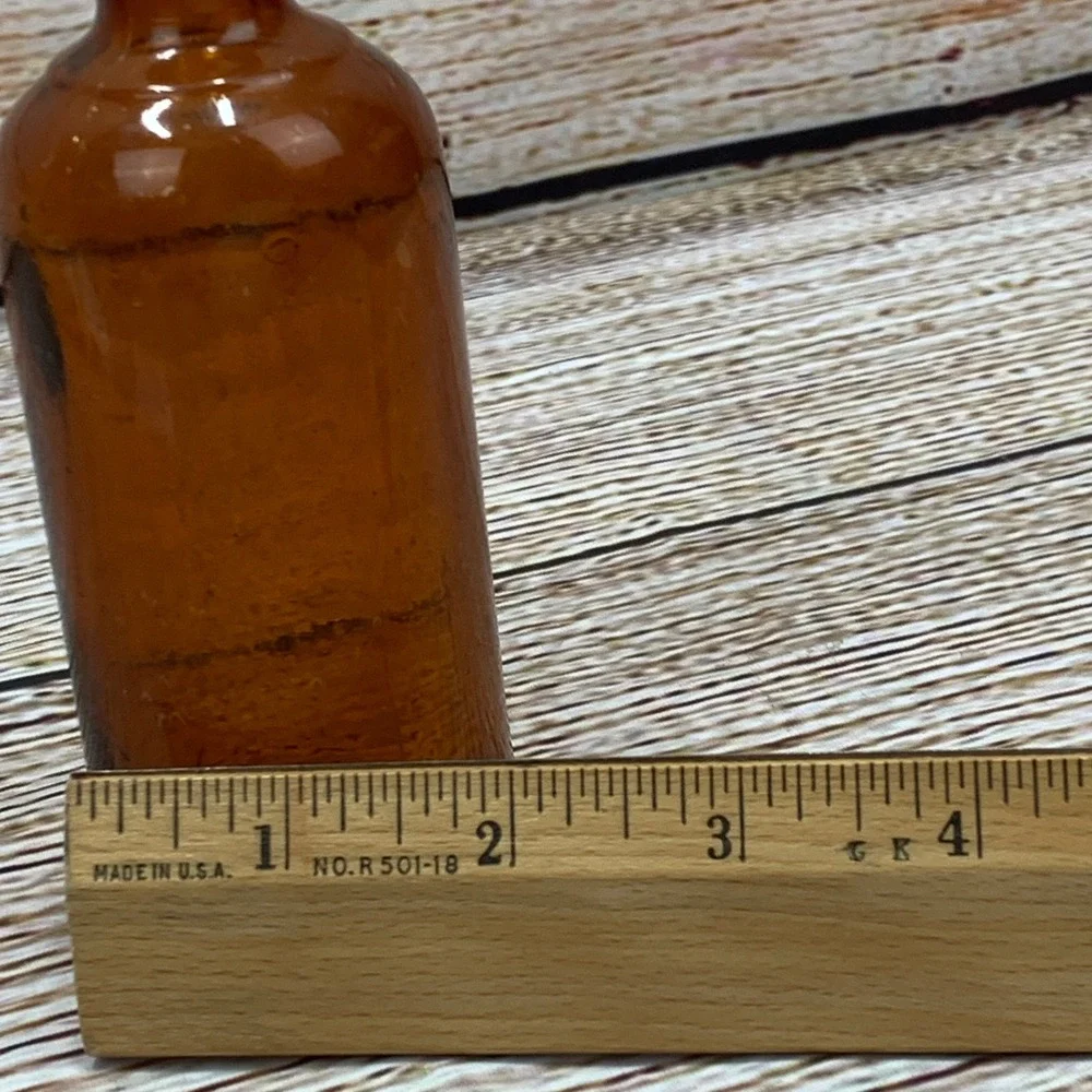Vintage Dioxogen The Oakland Chemical Co.‎ Amber Glass Bottle Antique